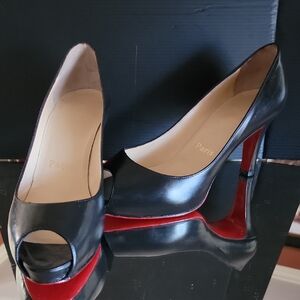Christian Louboutin Black Kid Leather Very Prive peeptoe Sz37.5